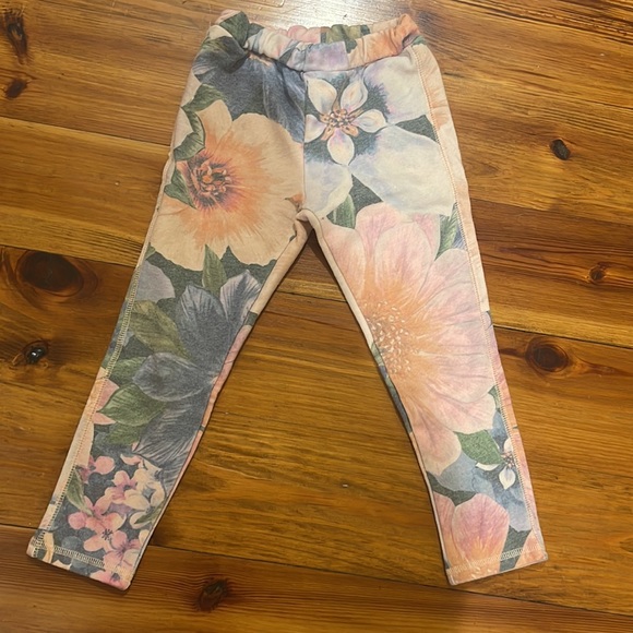 Girls Chaser Matching Set Sz. 4/5 - Picture 3 of 5